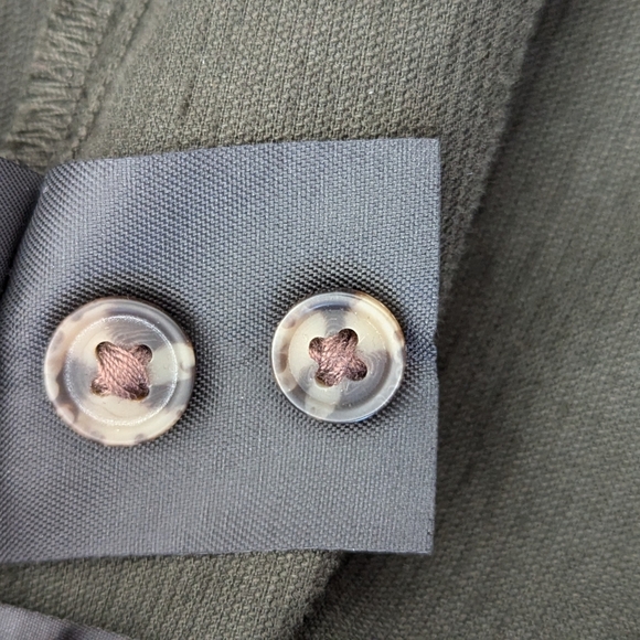 Ladies H&M Corduroy Button-up Shirt Size Small - Picture 5 of 5